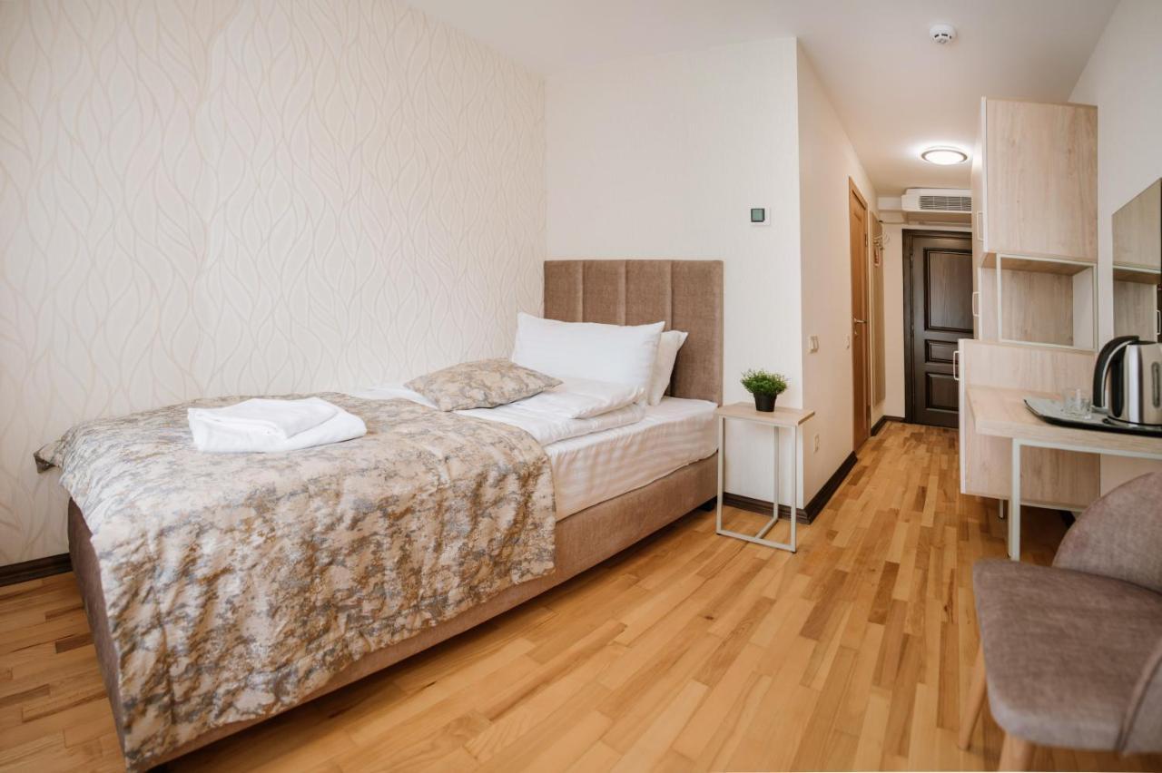 Оранта Hotel Truszkavec Kültér fotó