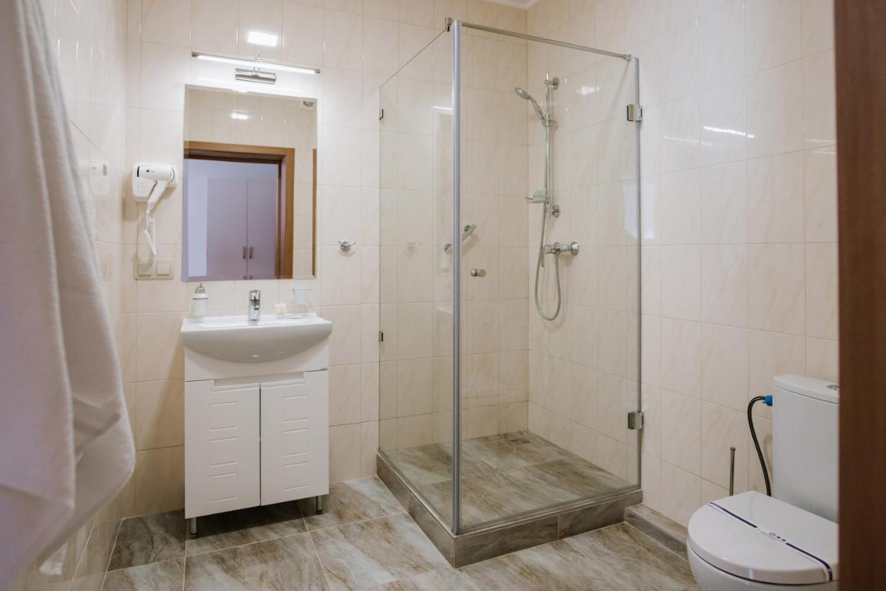 Оранта Hotel Truszkavec Kültér fotó