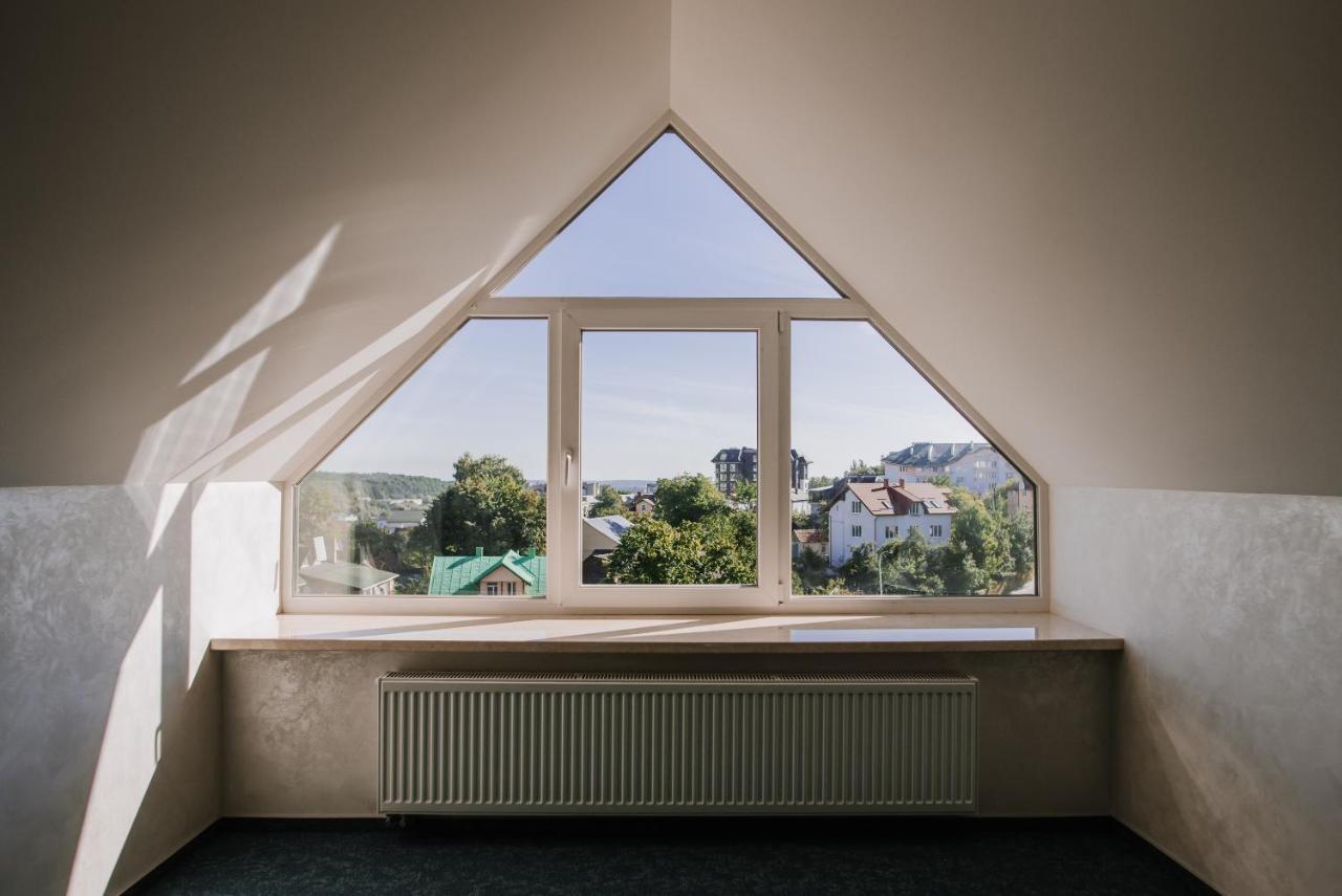 Оранта Hotel Truszkavec Kültér fotó